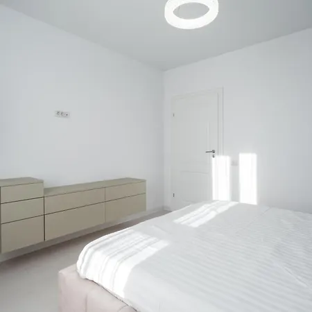 Spacious 917 Bucureşti