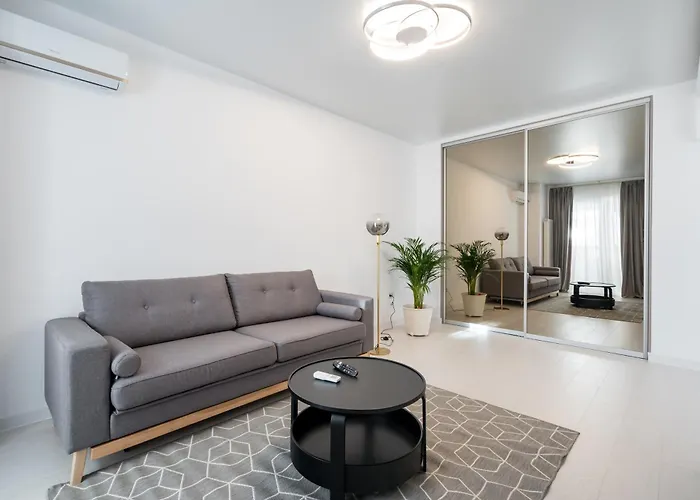 Spacious 917 Apartment Bucharest